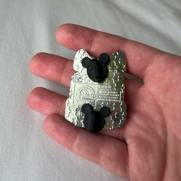 Disney Princess Patisserie Tiana pin - Picture 2 of 2